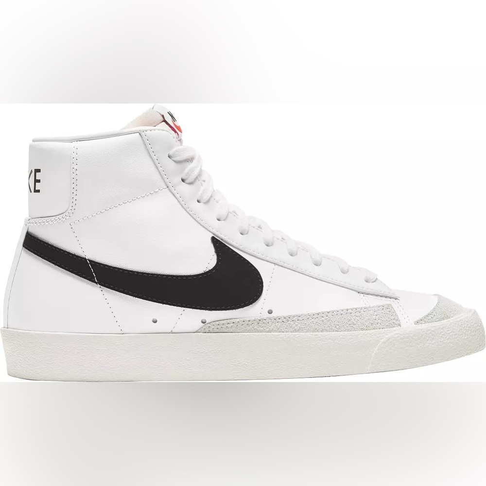 Nike Men's White and Black Sneakers